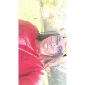 Meet your Posher, Carlee